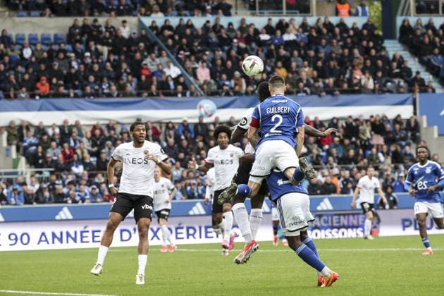 FREDERIC GUILBERT 2 (RCS) FOOTBALL : Ligue 1 RC Strasbourg vs Niza - 28 04 2024 (Strasbourg - France) ElyxandroCegarra Panoramic 