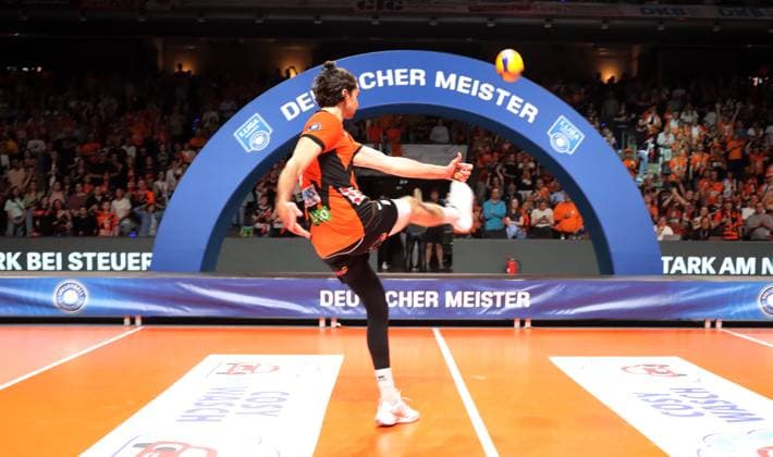 Deutscher Meister MVP Timothee Carle Volleyball Playoff Finale 5.Spiel Bundesliga Herren Saison 2023 2024 28.04.2024 BR Volleys Berlin BRV vs. VfB Friedrichshafen