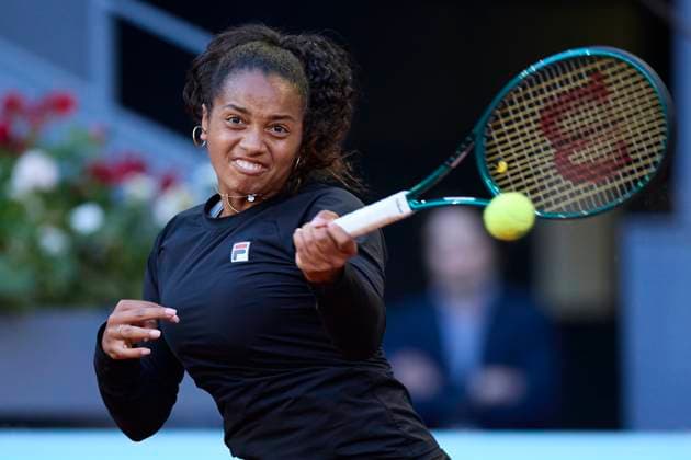 Sport Bilder des Tages Mutua Madrid Open - Day Seven Robin Montgomery of United States returns a shot against Aryna Sabalenka during day seven of the Mutua Madrid Open 2024 at Caja Magica on April 28, 2024, in Madrid, Spain. Madrid Caja Magica Madrid Spain RL_MMO24_00640 Copyright: xRicardoxLarreinax