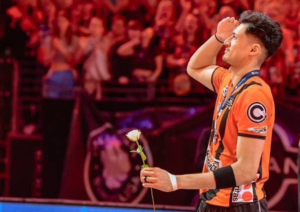 28.04.2024, xlakx, Volleyball 1.Bundesliga Herren Finale - Sp.5 emspor, Berlin Recycling Volleys vs. VfB Friedrichshafen, v.l. Nehemiah Mote (BR Volleys 5) Jubel nach Spielende Berlin