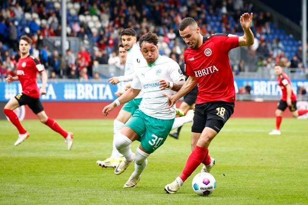 28.04.2024, xavx, Fussball 2.Bundesliga, SV Wehen Wiesbaden - SpVgg Greuther Fuerth emspor, v.l. Armindo Sieb (SpVgg Greuther Fürth), Ivan Prtajin (SV Wehen Wiesbaden) (DFL DFB REGULATIONS PROHIBIT ANY USE OF PHOTOGRAPHS as IMAGE SEQUENCES and or QUASI-VIDEO) Wiesbaden