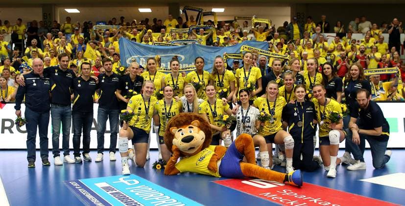 Stuttgart , Volleyball Bundesliga Frauen PlayOff Finale Spiel 5, SSC Palmberg Schwerin vs. Allianz MTV Stuttgart , Vize-Meister SSC Palmberg Schwerin
