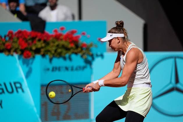 April 29, 2024, Madrid, Madrid, SPAIN: Beatriz Haddad Maia of Brazil in action against Maria Sakkari of Greece during the Mutua Madrid Open 2024, ATP, Tennis Herren Masters 1000 and WTA, Tennis Damen 1000, tournament celebrated at Caja Magica on April 29, 2024 in Madrid, Spain. Madrid SPAIN - ZUMAa181 20240429_zaa_a181_001 Copyright: xOscarxJ.xBarrosox
