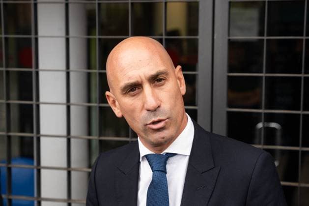 Luis Rubiales At The Court - Madrid Former RFEF president Luis Rubiales gives statements to the media as he leaves after testifying as a defendant in the Court of First Instance and Instruction Number 4 of Majadahonda, on April 29, 2024, in Majadahonda, Madrid (Spain). The judge is questioning Luis Rubiales today for alleged crimes of corruption in business, unfair administration and money laundering during his tenure as president of the Royal Spanish Football Federation (RFEF) between 2018 and 2023. Photo by Matias Chiofalo Europa Press ABACAPRESS.COM Madrid Spain  Copyright: xEuropaxPress ABACAx