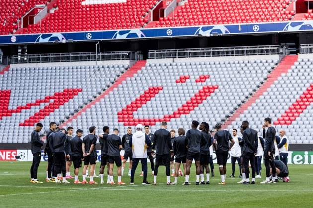 UEFA Champions League: FC Bayern München - Real Madrid; Abschlusstraining Real Madrid; 29.04.2024 Teamkreis von Real Madrid, Traineransprache vor Trainingsbeginn UEFA Champions League: FC Bayern München - Real Madrid; Abschlusstraining Real Madrid, München, Allianz Arena Copyright: xBEAUTIFULxSPORTS Wunderlx