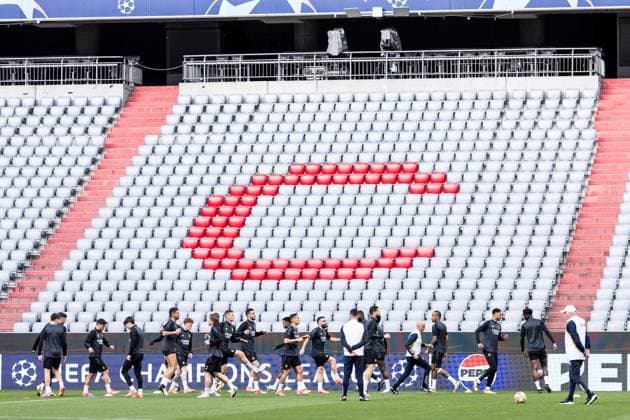 UEFA Champions League: FC Bayern München - Real Madrid; Abschlusstraining Real Madrid; 29.04.2024 Warm machen Real Madrid UEFA Champions League: FC Bayern München - Real Madrid; Abschlusstraining Real Madrid, München, Allianz Arena Copyright: xBEAUTIFULxSPORTS Wunderlx