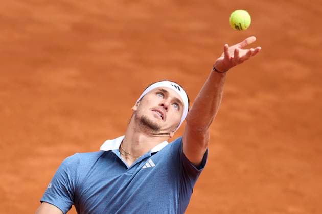 Mutua Madrid Open - Day Nine Alexander Zverev of Germany serves against Francisco Cerundolo of Argentina during day nine of the Mutua Madrid Open 2024 at Caja Magica on April 30, 2024, in Madrid, Spain. Madrid Caja Magica Madrid Spain RL_MMO24_01137 Copyright: xRicardoxLarreinax