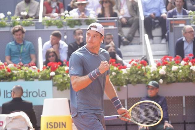 Carlos Alcaraz (SPA) vs JL Struff (GER) during Masters Series Madrid 2024 in Madrid on Tuesday, 30 April 2024 Cordon Press 