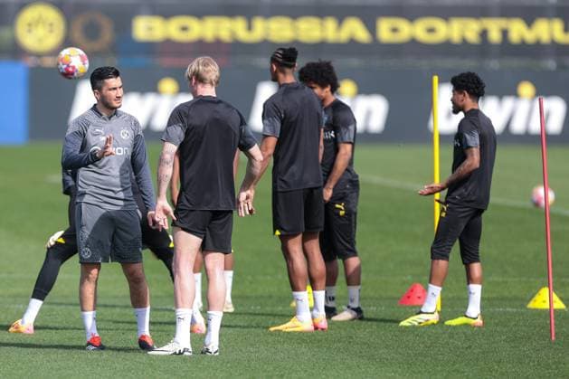 30.04.2024, Fussball, Saison 2023 2024, UEFA Champions League, UCL, Borussia Dortmund - Paris Saint Germain, v. l. Co-Trainer Nuri Sahin (Borussia Dortmund), Julian Brandt (Borussia Dortmund), Dortmund Signal Iduna Park NRW Deutschland xRHR-FOTO DEx Copyright: DennisxEwert RHR-FOTOx RHR-FOTO DE