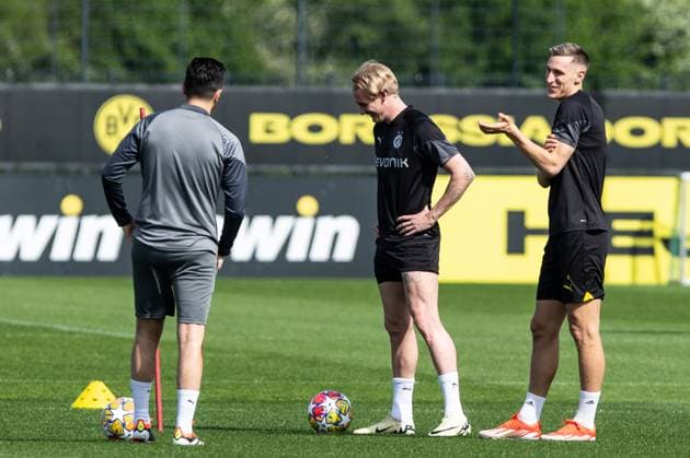 Training, Borussia Dortmund; 30.04.2024 Nico Schlotterbeck (Borussia Dortmund, 4), Julian Brandt (Borussia Dortmund, 19) Training; UEFA Champions League Spiel: Borussia Dortmund - FC Paris Saint-Germain, Signal-Iduna-Park, Dortmund; 30.04.2024 Copyright: xBEAUTIFULxSPORTS Buriakovx