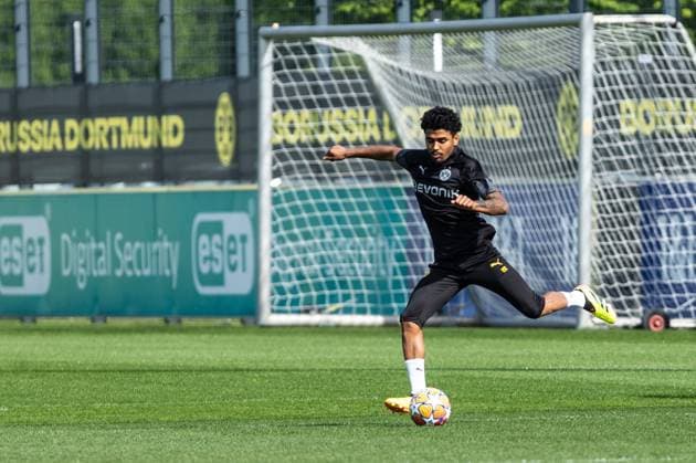 Training, Borussia Dortmund; 30.04.2024 Ian Maatsen (Borussia Dortmund, 22) Training; UEFA Champions League Spiel: Borussia Dortmund - FC Paris Saint-Germain, Signal-Iduna-Park, Dortmund; 30.04.2024 Copyright: xBEAUTIFULxSPORTS Buriakovx