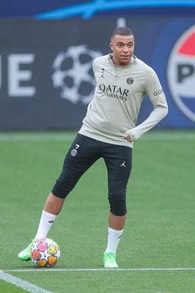 30.04.2024, Fussball, Saison 2023 2024, UEFA Champions League, UCL, Borussia Dortmund - Paris Saint Germain, Kylian Mbappe (Paris Saint-Germain), Dortmund Signal Iduna Park NRW Deutschland xRHR-FOTO DEx Copyright: DennisxEwert RHR-FOTOx RHR-FOTO DE