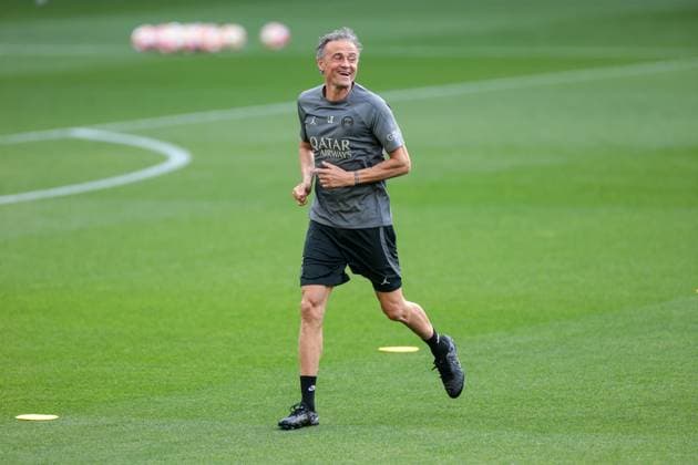 30.04.2024, Fussball, Saison 2023 2024, UEFA Champions League, UCL, Borussia Dortmund - Paris Saint Germain, Cheftrainer Luis Enrique (Paris Saint Germain), Dortmund Signal Iduna Park NRW Deutschland xRHR-FOTO DEx Copyright: DennisxEwert RHR-FOTOx RHR-FOTO DE