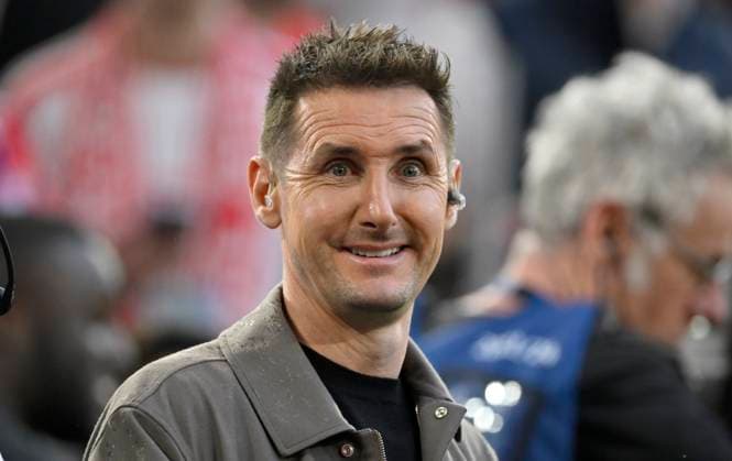 Miroslav Klose FC Bayern Muenchen FCB vs Real Madrid Halbfinale Hinspiel 30.04.2024 DFL REGULATIONS PROHIBIT ANY USE OF PHOTOGRAPHS AS IMAGE SEQUENCES AND OR QUASI-VIDEO FC Bayern Muenchen FCB vs FC Arsenal