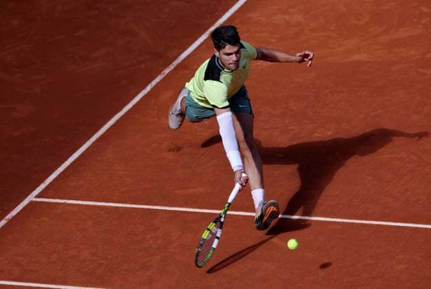 Carlos Alcaraz of Spain in action Mutua Madrid Open, Day 9, Tennis, La Caja Magica, Madrid, Spain - 30 Apr 2024  Copyright: xEllaxLing Shutterstockx 14447605cu