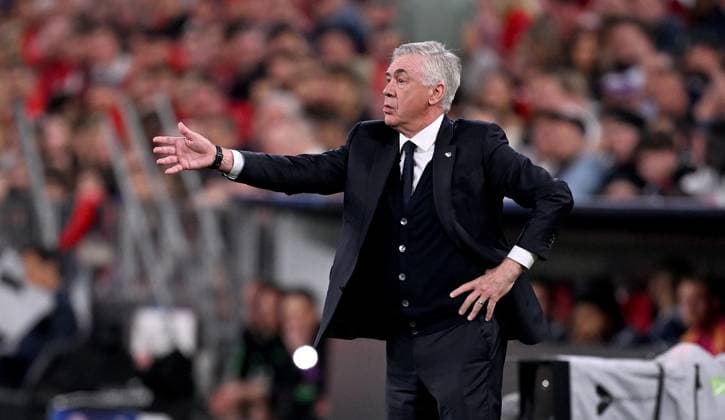 FUSSBALL CHAMPIONS LEAGUE SAISON 2023 2024 Halbfinale, Hinspiel FC Bayern Muenchen - Real Madrid 30.04.2024 Trainer Carlo Ancelotti (Real Madrid)