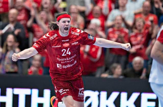 Bilder des Jahres 2024, Sport 05 Mai Sport Themen der Woche KW18 Sport Bilder des Tages Aalborg Handball s Mikkel Hansen celebrates in the EHF Champions League playoff men s handball match between Aalborg Handball and Telekom VeszprÃ m HC in the Sparekassen Denmark Arena Aalborg, Wednesday, May 1, 2024.. (Photo: Henning Bagger Ritzau Scanpix) , Aalborg Denmark *** Aalborg Handball s Mikkel Hansen celebrates in the EHF Champions League playoff men s handball match between Aalborg Handball and Telekom VeszprÃ m HC in the Sparekassen Denmark Arena Aalborg, Wednesday, May 1, 2024 Photo Henning Bagger Ritzau Scanpix , Aalborg Denmark  Copyright: HenningxBagger HenningxBaggerx spdk20240501-210012-L