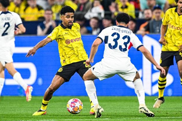 DORTMUND - (l-r) Ian Maatsen of Borussia Dortmund, Warren Zaire Emery of Paris Saint Germain during the UEFA Champions League semi-final match between Borussia Dortmund and Paris Saint Germain at Signal Iduna Park on May 1, 2024 in Dortmund, Germany. ANP Hollandse Hoogte UEFA Conference League 2023 24 2023 2024 xVIxANPxSportx xGerritxvanxKeulenxIVx 497375577 originalFilename: 497375577.jpg