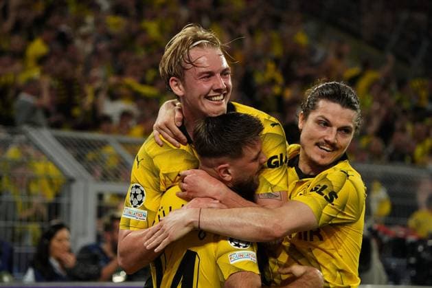 Sport Bilder des Tages Fussball, UEFA Champions League Saison 2023 2024, Semifinal, Halbfinale , Borussia Dortmund - Paris Saint Germain, Signal Iduna Park Dortmund julian brandt, Niclas Füllkrug , marcel sabitzer alle BVB,jubeln