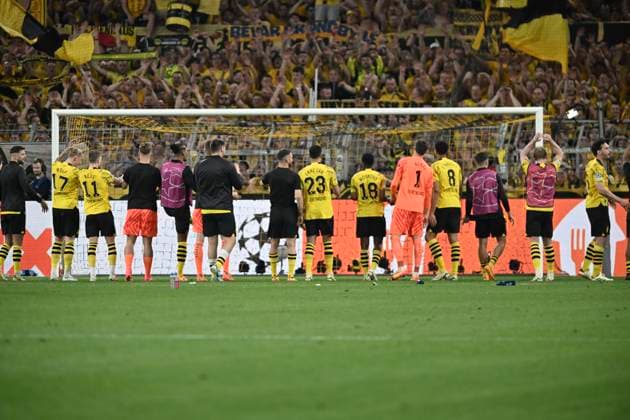 Schlussjubel Schlußjubel Emotion Freude der Mannschaft von Dortmund 01.05.2024 Fussball, Champions League, Borussia Dortmund vs Paris Saint-Germain , Signal Iduna Park, Dortmund, NRW Germany