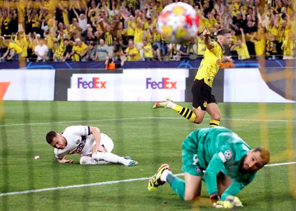 FUELLKRUG Niclas Team BVB erzielt das 1 : 0 UEFA Championsleague Saison 2023 - 2024 Spiel Halbfinale BVB - Paris PSG 1 : 0 am 01.05.2024 in Dortmund DFL REGULATIONS PROHIBIT ANY USE OF PHOTOGRAPHS as IMAGE SEQUENCES and or QUASI-VIDEO Copyright: xLacixPerenyix