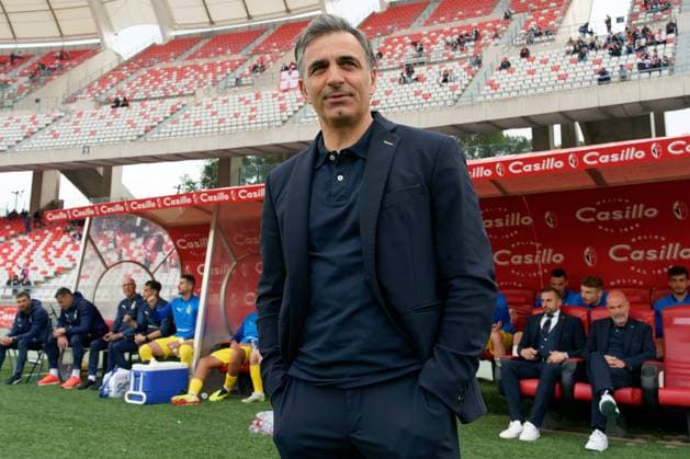 coach Fabio Pecchia of Parma Calcio during SSC Bari vs Parma Calcio, Italian soccer Serie B match in Bari, Italy, May 01 2024  Copyright: xEmmanuelexMastrodonato IPAxSportx xx IPA_45674906 IPA_Agency_IPA45674906