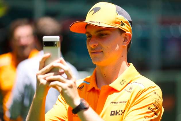 PIASTRI Oscar (aus), McLaren F1 Team MCL38, portrait during the Formula 1 Crypto.com Miami Grand Prix 2024, 6th round of the 2024 Formula One World Championship, WM, Weltmeisterschaft from May 3 to 5, 2024 on the Miami International Autodrome, in Miami, United States of America - F1 - MIAMI GRAND PRIX 2024 DPPI Panoramic  240502_R06_MIAMI_DP_EA017411