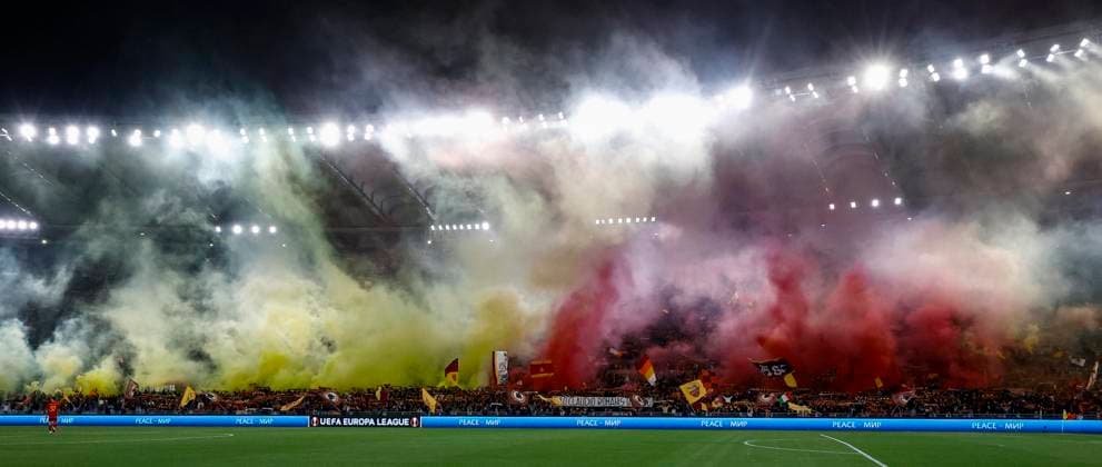 May 2, 2024, Rome, ITALY: AS Roma supporters during the UEFA Europa League semifinals, 1st leg soccer match between AS Roma and Bayer 04 Leverkusen at the Olimpico stadium in Rome, Italy 2 May 2024. ANSA FABIO FRUSTACI UEFA Europa League semifinals - Roma vs Bayer 04 Leverkusen  - ZUMAa110 20240502_zaf_a110_032 Copyright: xFabioxFrustacix