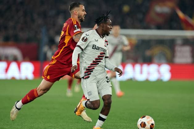 Rome, Italy 2.05.2024: Leonardo Spinazzola of Roma, Jeremie Frimpong of Leverkusen during the UEFA Europa League 2023-2024, semi-finals leg 1, football match between AS Roma vs Bayer 04 Leverkusen FuSsball at Olympic Stadium in Rome.  Copyright: xMarcoxIacobucci IPAxSportx xipa-x xx IPA_45676434 IPA_Agency_IPA45676434