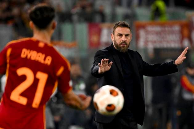 Paulo Dybala of AS Roma and Daniele De Rossi coach of AS Roma during the Europa League football match between AS Roma and Bayer Leverkusen at Olimpico stadium in Rome (Italy), May 2nd, 2024. AndreaxStaccioli