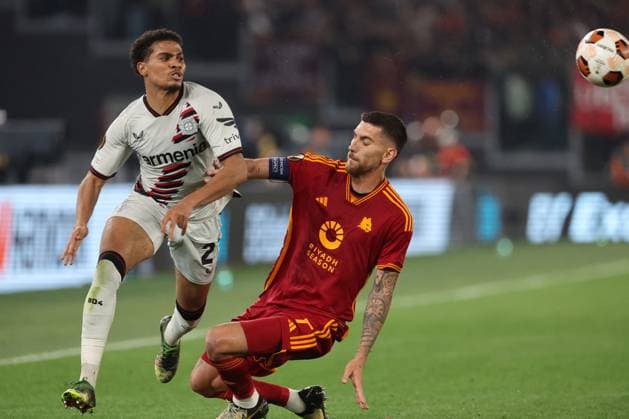 Football Europa League match - AS Roma vs Bayer 04 Leverkusen Rome, Italy 2.05.2024: Amine Adli of Leverkusen, Lorenzo Pellegrini of Roma during the UEFA Europa League 2023-2024, semi-finals leg 1, football match between AS Roma vs Bayer 04 Leverkusen FuSsball at Olympic Stadium in Rome. Rome Italy  Copyright: xIPAxSport ABACAx