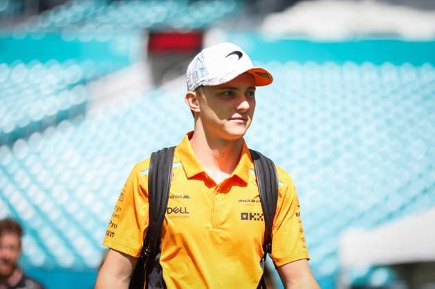 PIASTRI Oscar (aus), McLaren F1 Team MCL38, portrait during the Formula 1 Crypto.com Miami Grand Prix 2024, 6th round of the 2024 Formula One World Championship, WM, Weltmeisterschaft from May 3 to 5, 2024 on the Miami International Autodrome, in Miami, United States of America - F1 - MIAMI GRAND PRIX 2024 DPPI Panoramic  240503_R06_MIAMI_DP_AV3_2985