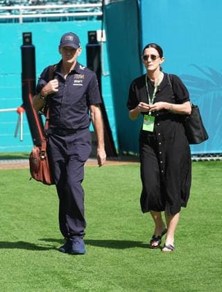 03.05.2024, Miami International Autodrome, Miami, Formula 1 Crypto.com Miami Grand Prix,im Bild Technischer Direktor Adrian Newey mit Ehefrau Amanda Defodi-506_20240503_hbr_1366