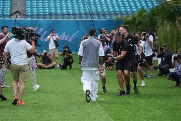 03.05.2024, Miami International Autodrome, Miami, Formula 1 Crypto.com Miami Grand Prix,im Bild Lewis Hamilton (GBR), Mercedes-AMG Petronas Formula One Team Defodi-506_20240503_hbr_1788