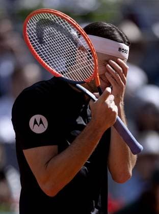 Taylor Fritz of USA frustrated Mutua Madrid Open, Day 12, Tennis, La Caja Magica, Madrid, Spain - 03 May 2024  Copyright: xEllaxLing Shutterstockx 14454213f