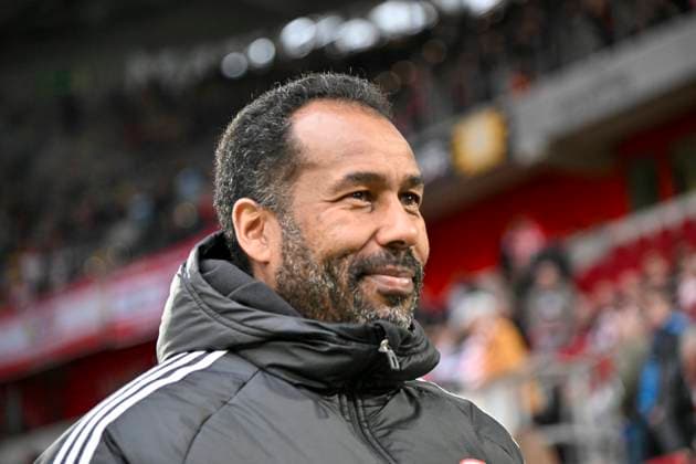 Daniel Thioune (Fortuna Duesseldorf) lachend laechelnd gut gelaunt grinst grinsend 03.05.2024 Fussball Fortuna Duesseldorf vs 1. FC Nuernberg , Merkur Spiel-Arena, Duesseldorf, DFB DFL REGULATIONS PROHIBIT ANY USE OF PHOTOGRAPHS AS IMAGE SEQUENCES AND OR QUASI-VIDEO NRW Germany