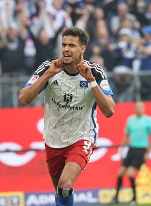 Robert Glatzel (HSV) , kein tor Fussball, Herren, Saison 2023 2024, 2.BL, Volksparkstadion, Hamburger SV gegen FC St Pauli, Stadtderby DFL REGULATIONS PROHIBIT ANY USE OF PHOTOGRAPHS AS IMAGE SEQUENCES AND OR QUASI-VIDEO.