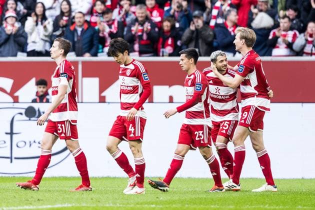 2. Fussball Bundesliga: Fortuna Düsseldorf 1895 - 1. FC Nürnberg; 03.05.2024 Jubel zum 1:0 durch Vincent Vermeij (Fortuna Düsseldorf, 9) Matthias Zimmermann (Fortuna Düsseldorf, 25) 2. Fussball Bundesliga: Fortuna Düsseldorf 1895 - 1. FC Nürnberg, Düsseldorf, Merkur Spiel-Arena DFL REGULATIONS PROHIBIT ANY USE OF PHOTOGRAPHS AS IMAGE SEQUENCES AND OR QUASI-VIDEO.