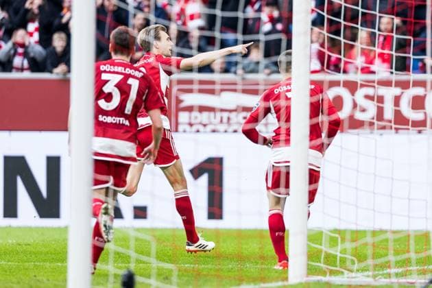 2. Fussball Bundesliga: Fortuna Düsseldorf 1895 - 1. FC Nürnberg; 03.05.2024 Jubel zum 1:0 durch Vincent Vermeij (Fortuna Düsseldorf, 9) 2. Fussball Bundesliga: Fortuna Düsseldorf 1895 - 1. FC Nürnberg, Düsseldorf, Merkur Spiel-Arena DFL REGULATIONS PROHIBIT ANY USE OF PHOTOGRAPHS AS IMAGE SEQUENCES AND OR QUASI-VIDEO.