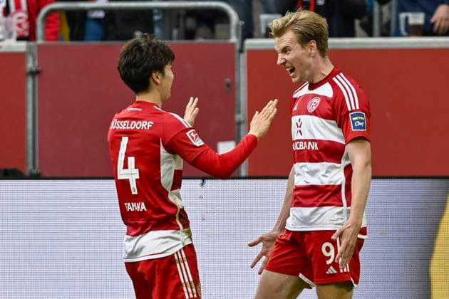 Vincent Vermeij ( 9, Fortuna Duesseldorf) jubelt nach dem Tor zum 2:0 mit Ao Tanaka ( 4, Fortuna Duesseldorf) 03.05.2024 Fussball Fortuna Duesseldorf vs 1. FC Nuernberg , Merkur Spiel-Arena, Duesseldorf, DFB DFL REGULATIONS PROHIBIT ANY USE OF PHOTOGRAPHS AS IMAGE SEQUENCES AND OR QUASI-VIDEO NRW Germany