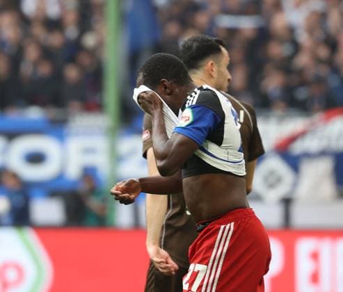 Jean-Luc Dompe (HSV) Fussball, Herren, Saison 2023 2024, 2.BL, Volksparkstadion, Hamburger SV gegen FC St Pauli, Stadtderby DFL REGULATIONS PROHIBIT ANY USE OF PHOTOGRAPHS AS IMAGE SEQUENCES AND OR QUASI-VIDEO.