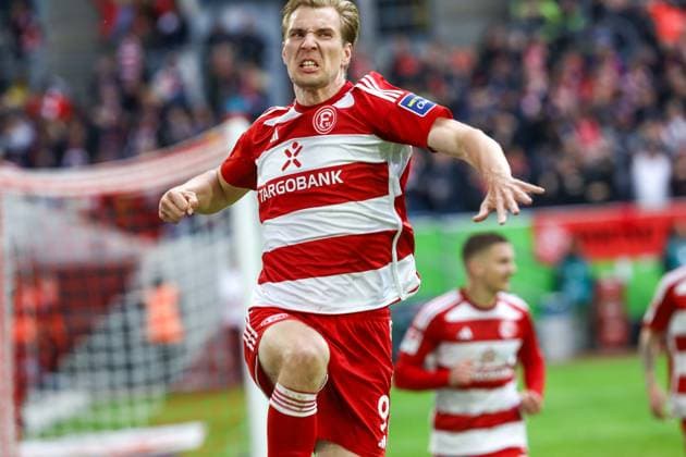 2. Fussball Bundesliga: Fortuna Düsseldorf 1895 - 1. FC Nürnberg; 03.05.2024 Vincent Vermeij ( 9 Fortuna Duesseldorf); 2. Fussball Bundesliga: Fortuna Düsseldorf 1895 - 1. FC Nürnberg am 03.05.2024, Düsseldorf.