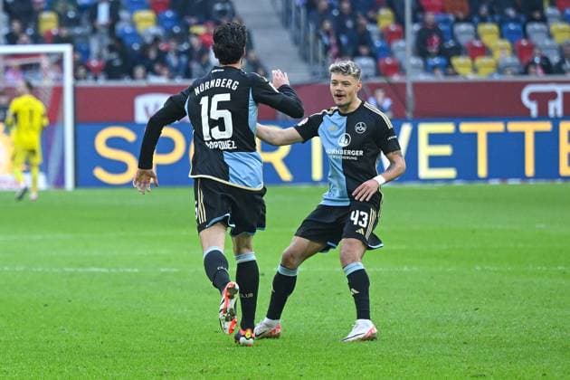 03.05.2024, Fussball, 2. Bundesliga, 32. Spieltag Saison 2023 2024, Fortuna Düsseldorf - 1. FC Nuernberg, Ivan Marquez (1. FC Nürnberg) freut sich über das Tor zum 1:2 für Nürnberg. Jannik Hofmann (1. FC Nürnberg) xRHR-FOTO TKx