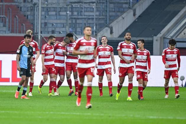 03.05.2024, Fussball, 2. Bundesliga, 32. Spieltag Saison 2023 2024, Fortuna Düsseldorf - 1. FC Nuernberg, Fortuna Düsseldorf freut sich über das Tor zum 3:1. xRHR-FOTO TKx