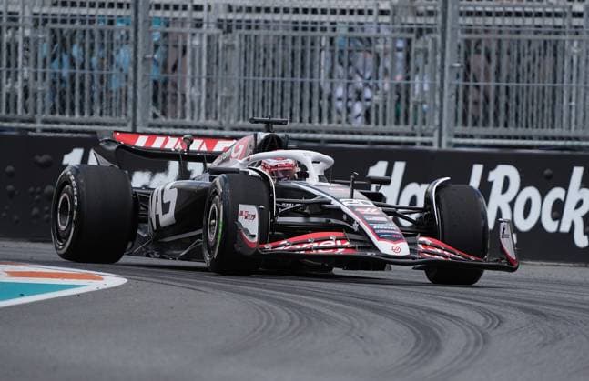 03.05.2024, Miami International Autodrome, Miami, Formula 1 Crypto.com Miami Grand Prix,im Bild Kevin Magnussen (DNK), Haas F1 Team Defodi-506_20240503_hbr_1911