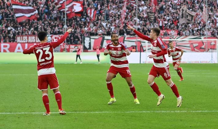 Jubel 3:1 Isak Bergmann Johannesson (Fortuna Duesseldorf), Emmanuel Iyoha (Fortuna Duesseldorf), Shinta Appelkamp (Fortuna Duesseldorf), v.re. 03.05.2024, Fussball 2. Bundesliga, 32. Spieltag, Saison 2023 2024 Fortuna Düsseldorf - 1. FC Nürnberg Düsseldorf Nordrhein Westfalen Deutschland