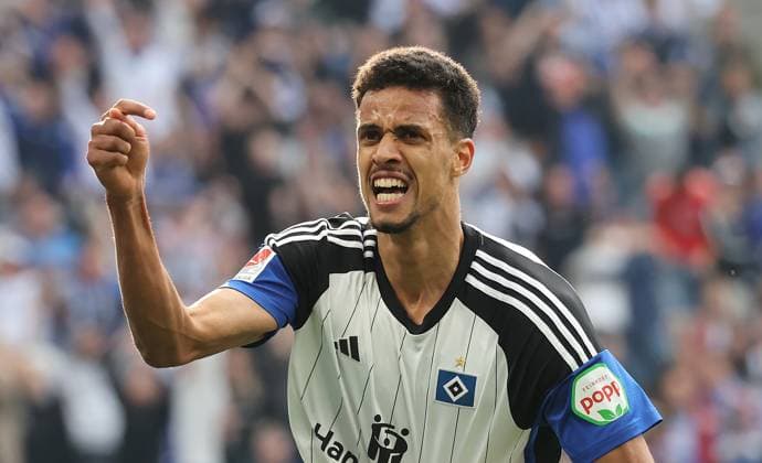 Torjubel Robert Glatzel (HSV) Fussball, Herren, Saison 2023 2024, 2.BL, Volksparkstadion, Hamburger SV gegen FC St Pauli, Stadtderby, 1-0, Derbysieger HSV DFL REGULATIONS PROHIBIT ANY USE OF PHOTOGRAPHS AS IMAGE SEQUENCES AND OR QUASI-VIDEO.
