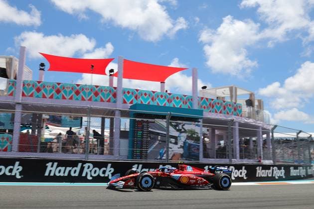 Formula 1 Crypto.com Miami Grand Prix 03.05.2024, Miami International Autodrome, Miami, Formula 1 Crypto.com Miami Grand Prix,im Bild Carlos Sainz Jr. (ESP), Scuderia Ferrari HP