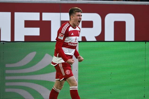 Jubel 3:1 Isak Bergmann Johannesson (Fortuna Duesseldorf) 03.05.2024, Fussball 2. Bundesliga, 32. Spieltag, Saison 2023 2024 Fortuna Düsseldorf - 1. FC Nürnberg 3:1 Düsseldorf Nordrhein Westfalen Deutschland
