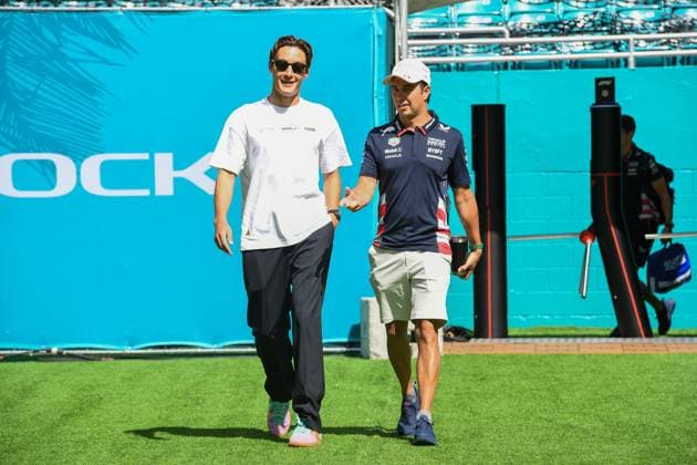 Formel 1 GP Miami USA. 04.05.2024 Sergio Perez 11, Oracle Red Bull Racing, George Russell 63, Mercedes-AMG Petronas F1 Team; Formel 1 GP Miami USA. 04.05.2024 Copyright: xBEAUTIFULxSPORTS Erlhofx